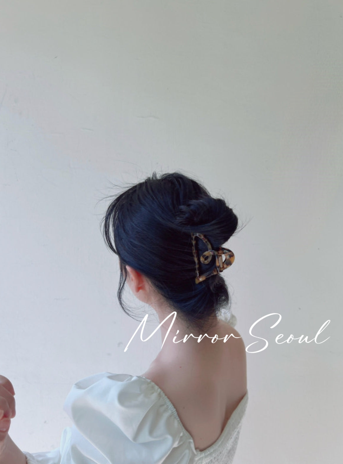 Mirror Acetate Heart Twit Half Up Hairclaw