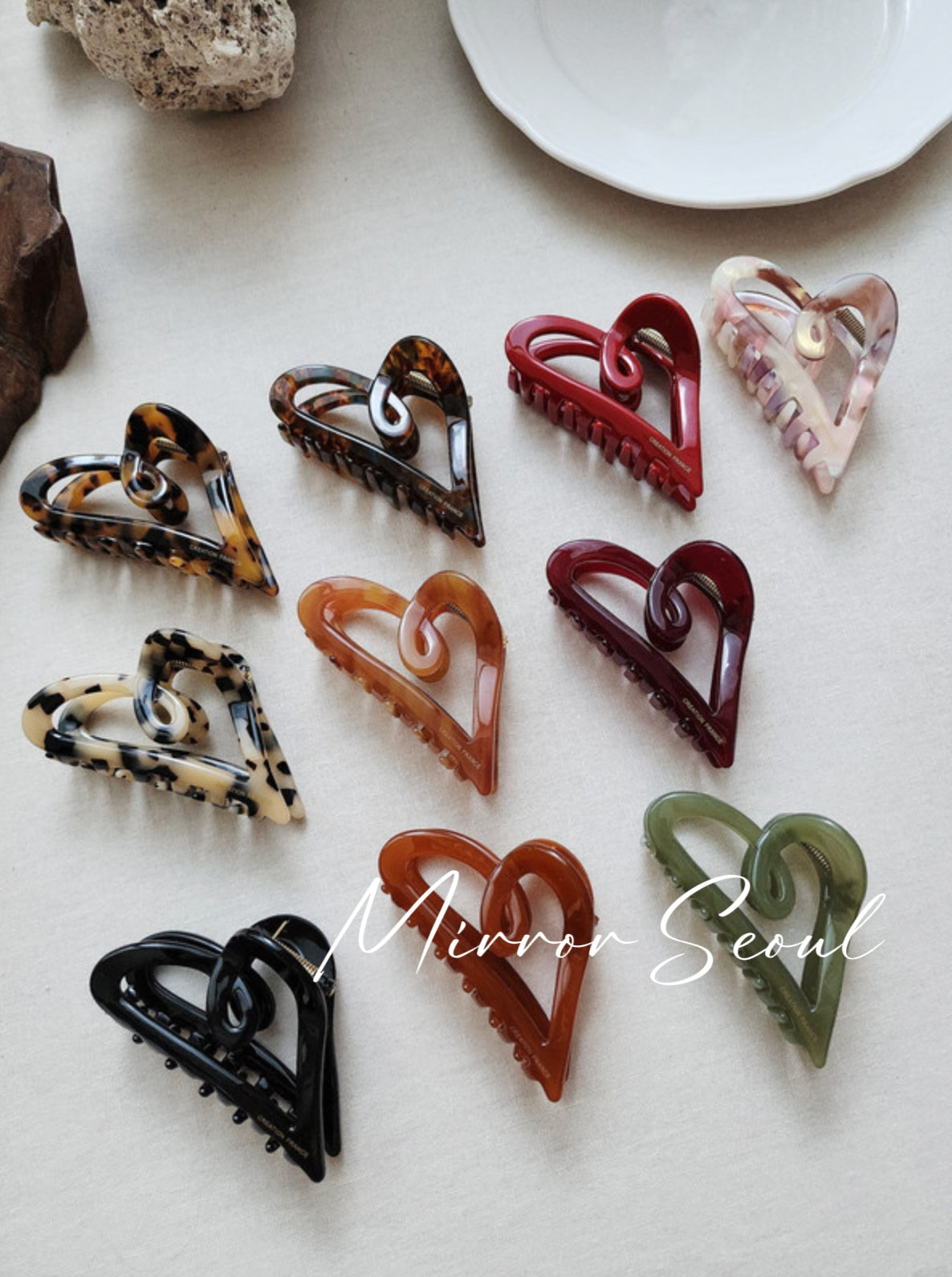 Mirror Acetate Heart Twit Half Up Hairclaw