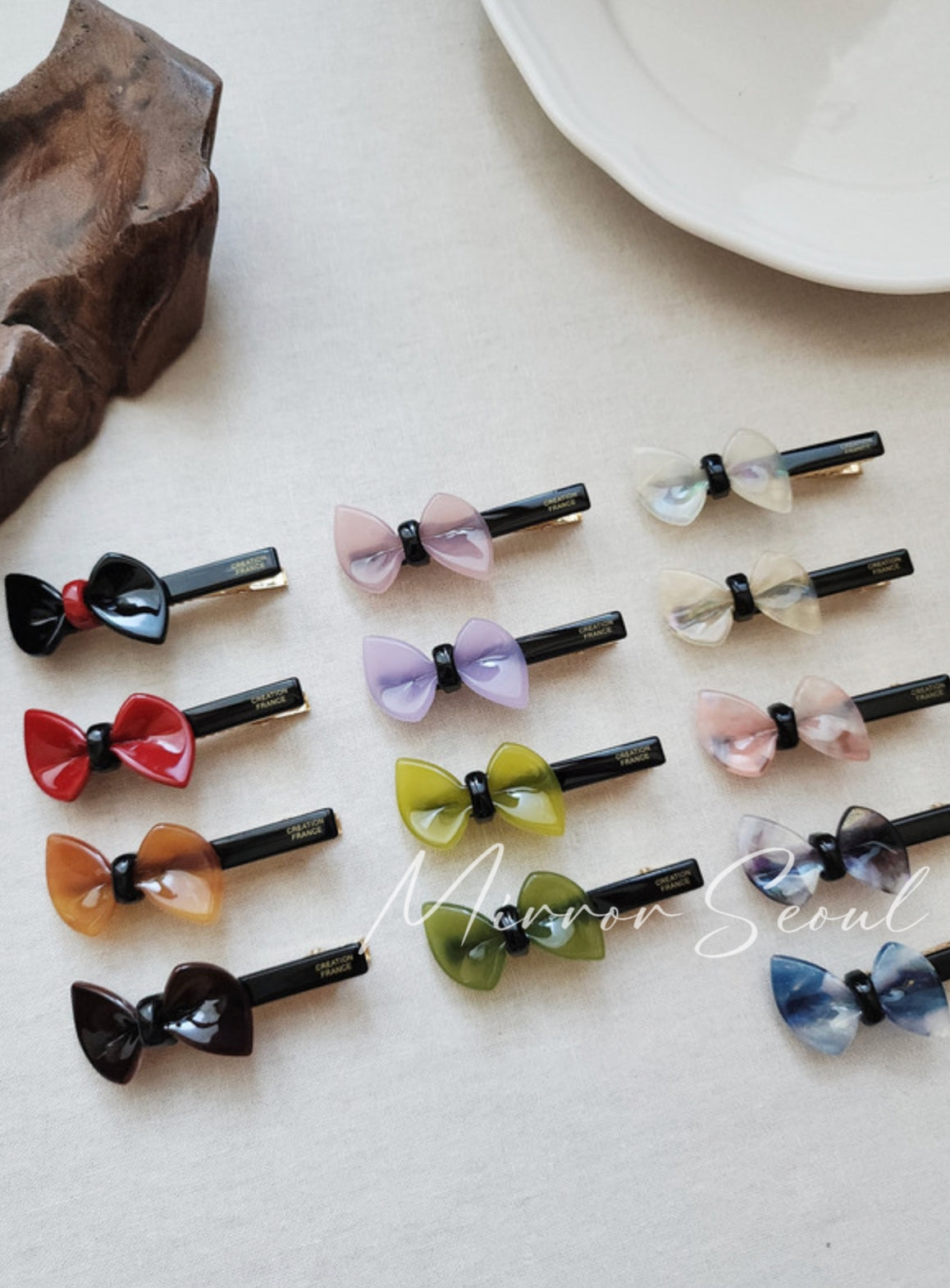 Mirror Acetate Bow Tie Hairpin