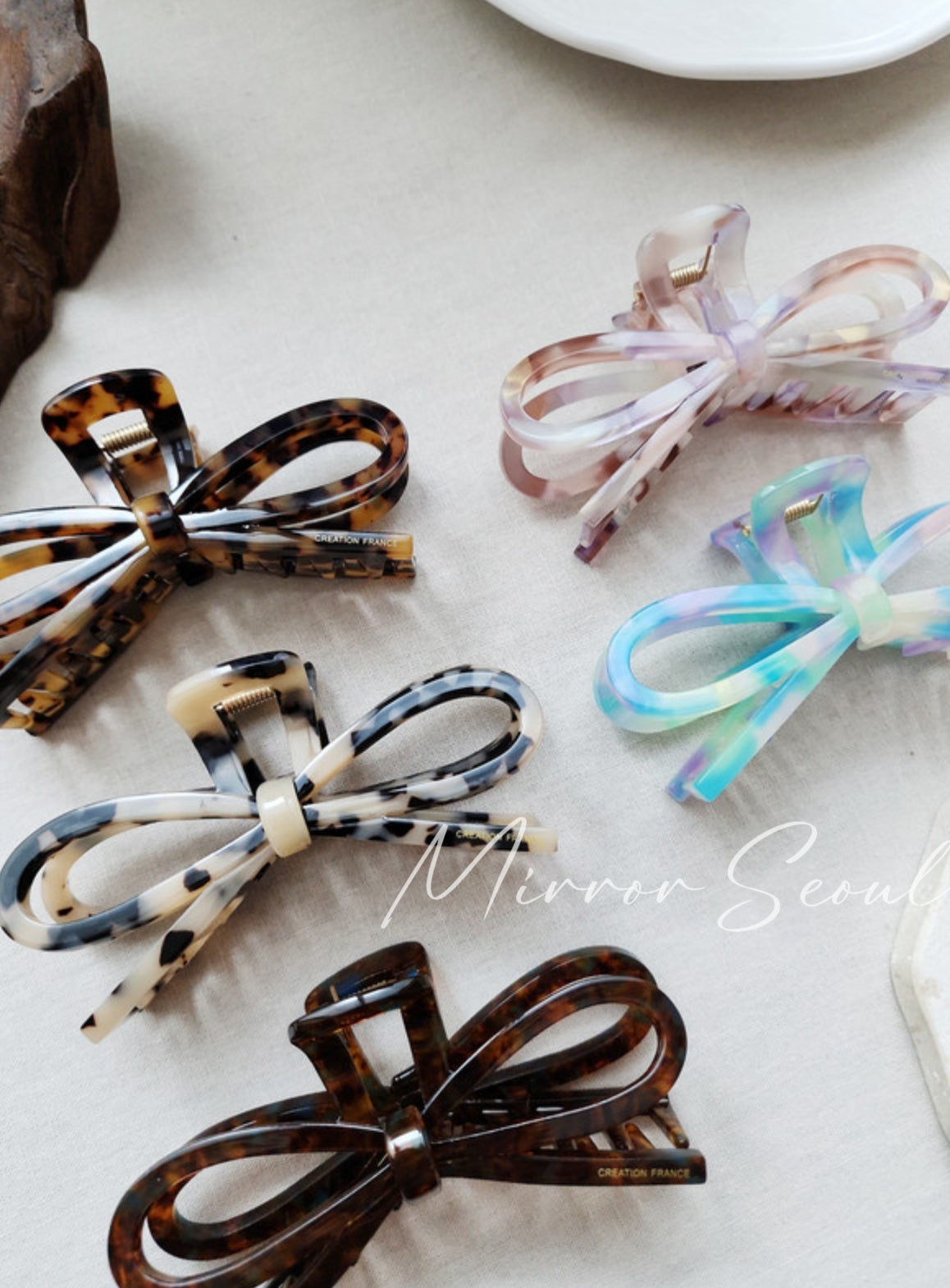 Mirror Acetate Bloom Bow Hairclaw Large Size
