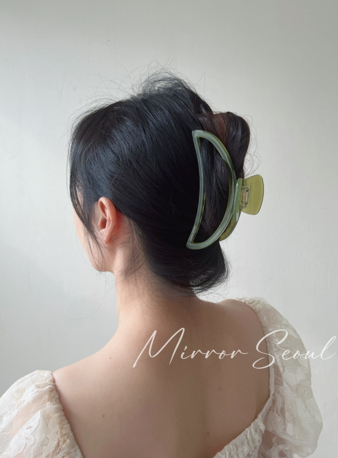 Mirror Acetate Moon Hairclaw